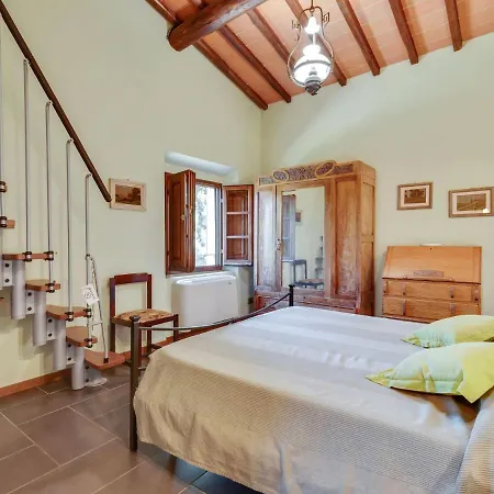 Holiday home Belvilla By Oyo Tranquil Near Nightlife Penna